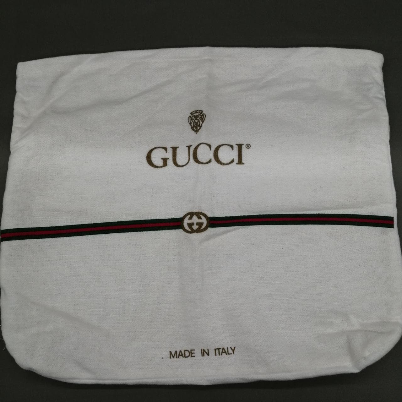 Interlocking G chain shoulder bag 6