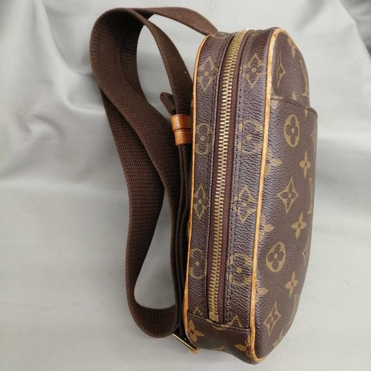 Pochette Gange M51870 2