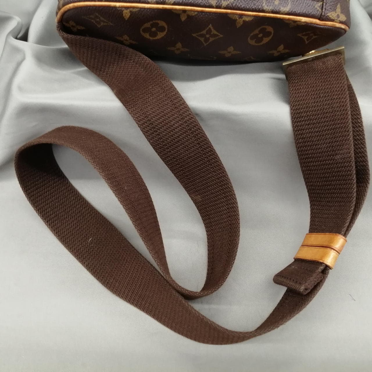 Pochette Gange M51870 7