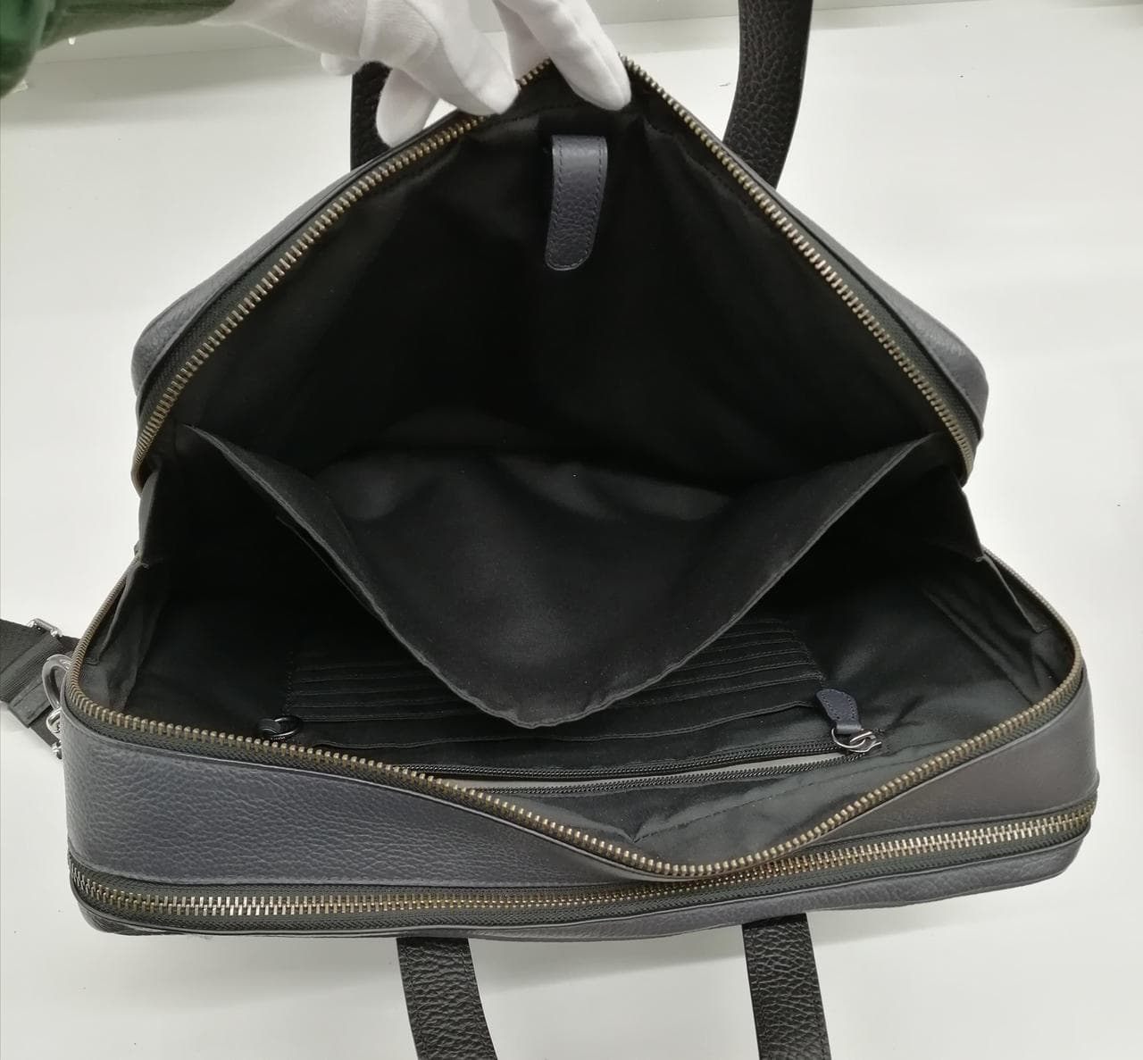 Leather business bag F27617 8