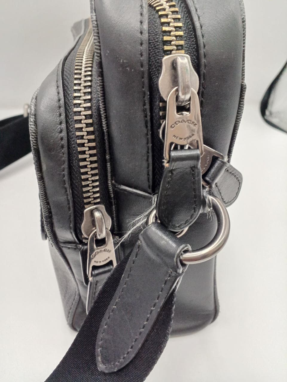 Signature Shoulder Bag L2080-91485 4