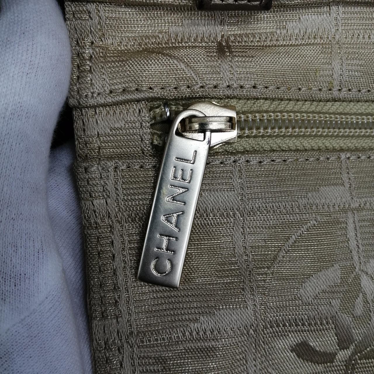 New Travel Line Tote Bag A47148 13