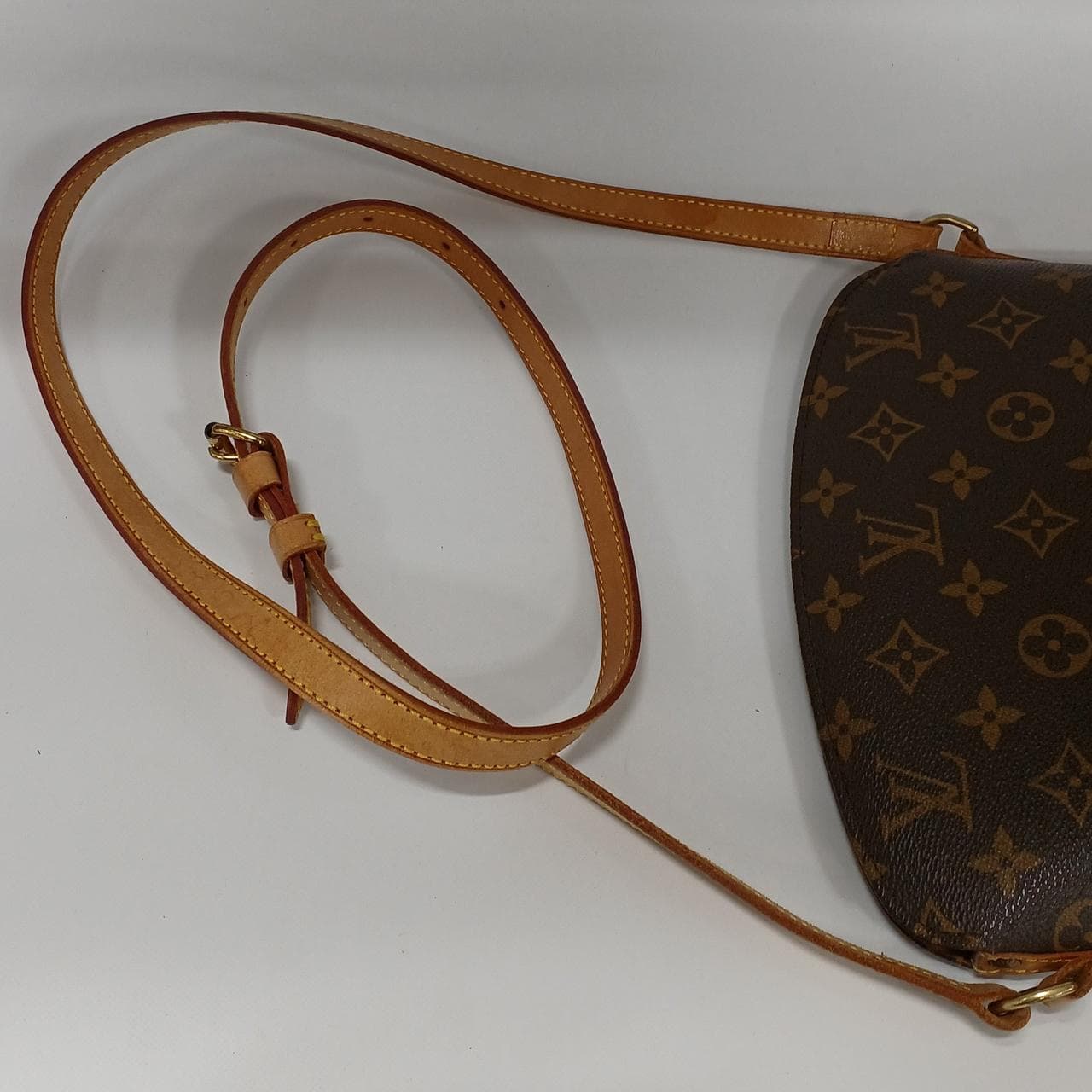 Monogram Shoulder Bag 6061 IA 7