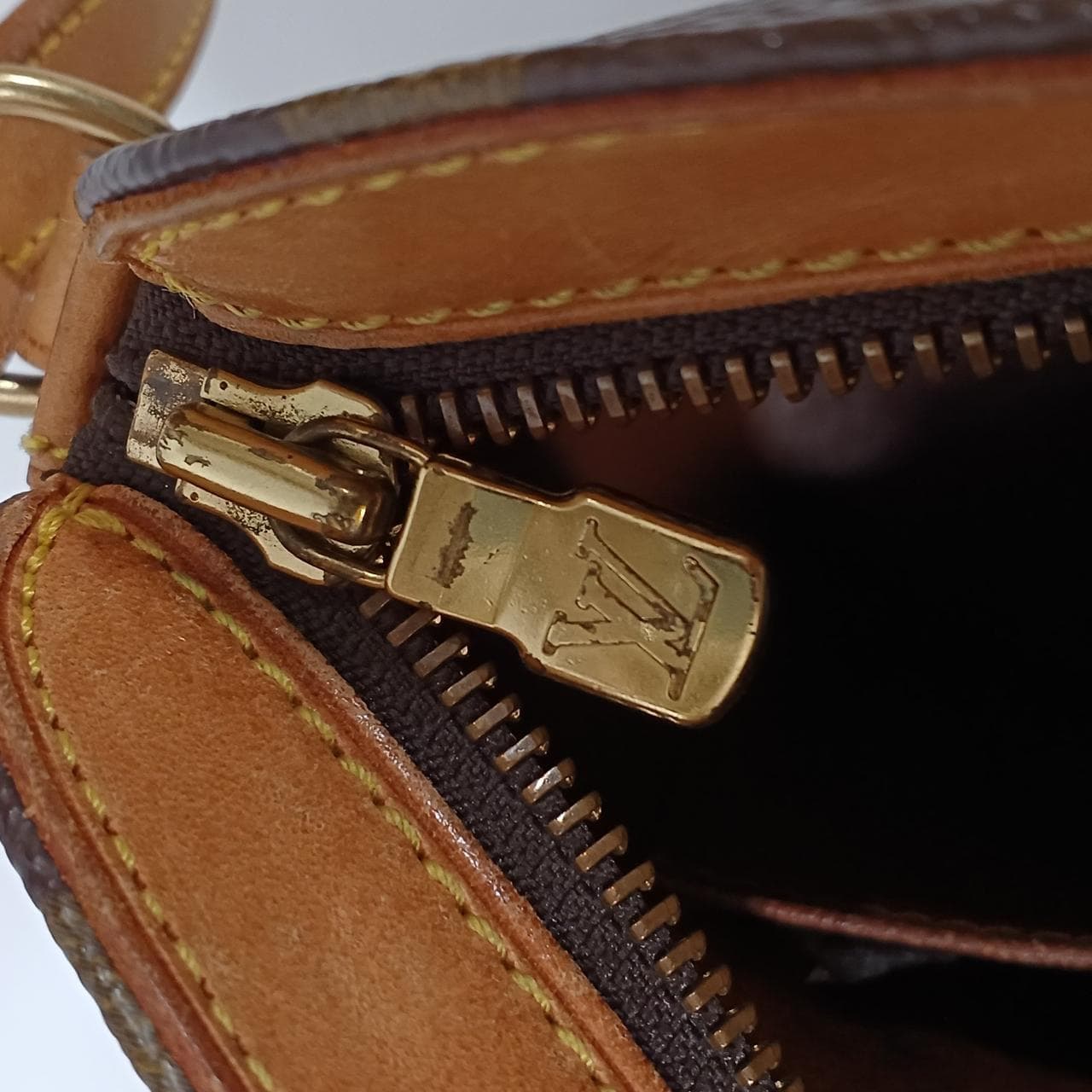 Monogram Shoulder Bag 6061 IA 11