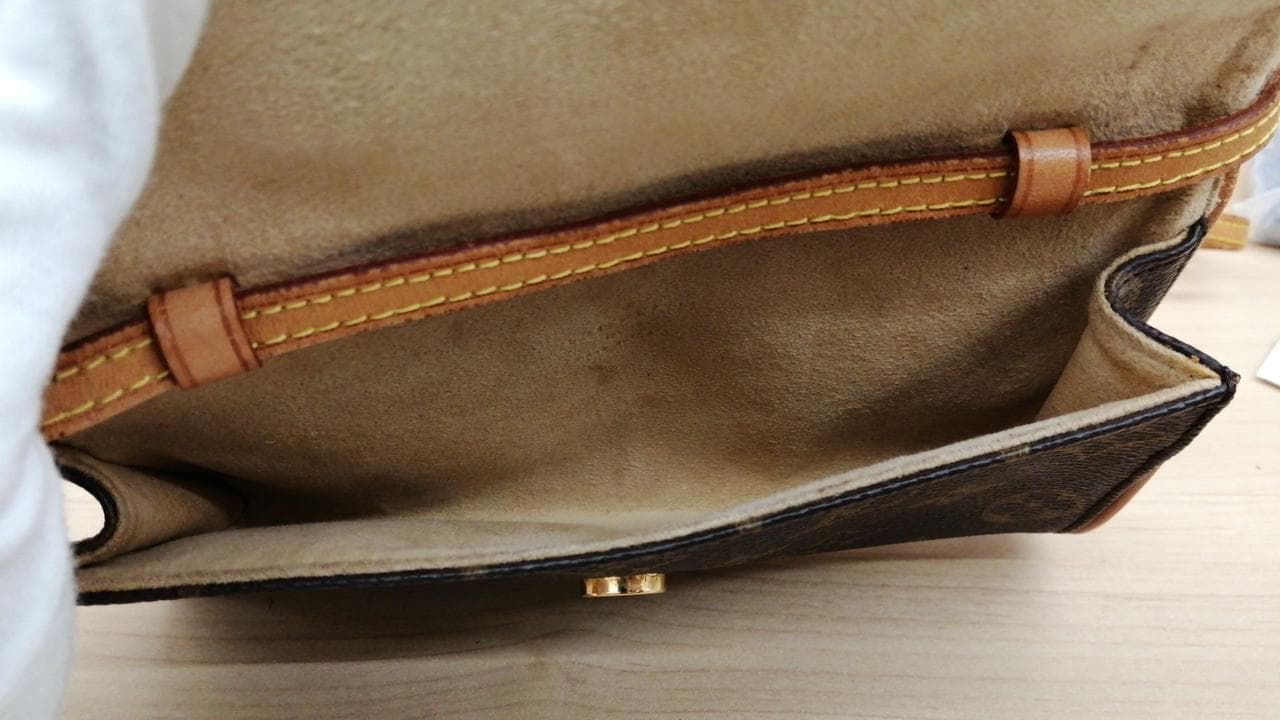 Pochette Twin M51854 10
