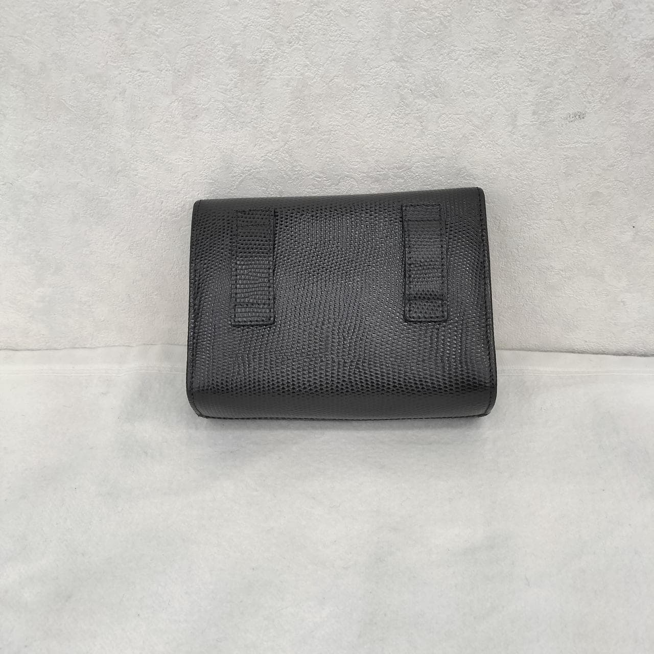 Valaribbon Chain Bag AQ-213202 3