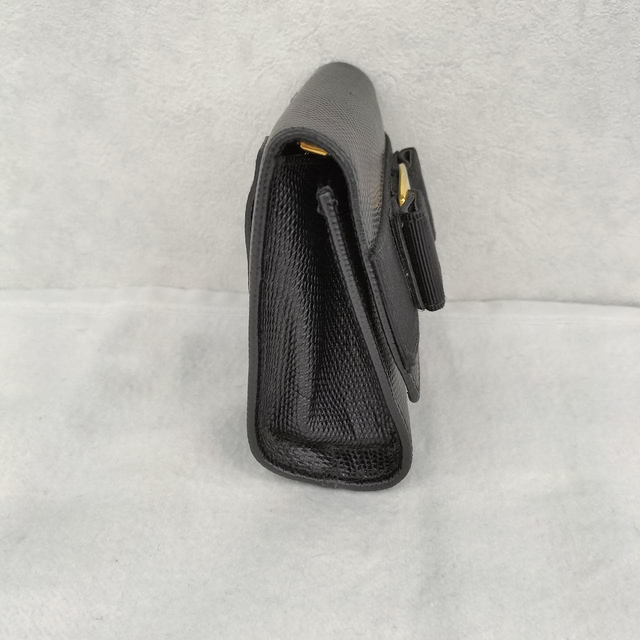 Valaribbon Chain Bag AQ-213202 4