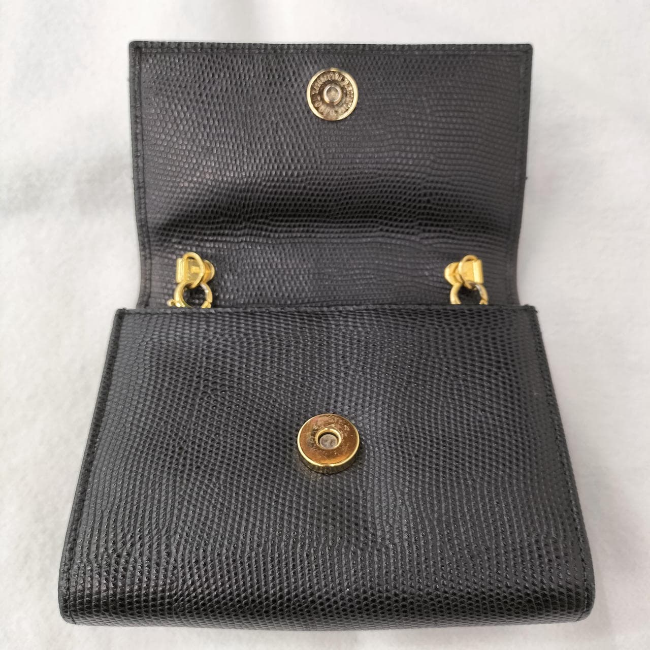 Valaribbon Chain Bag AQ-213202 10