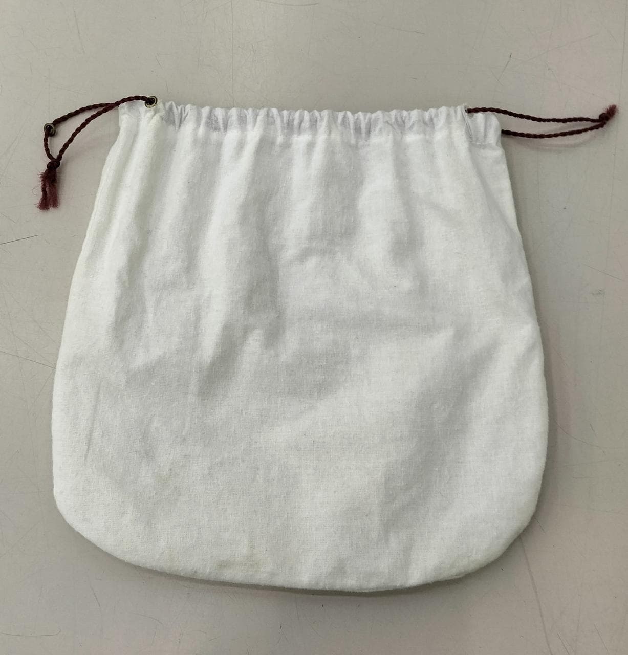 Valaribbon Chain Bag AQ-213202 15