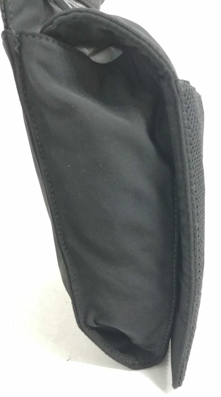 Nylon and Mesh Shoulder Bag ON5539 (Shows signs of use) 5