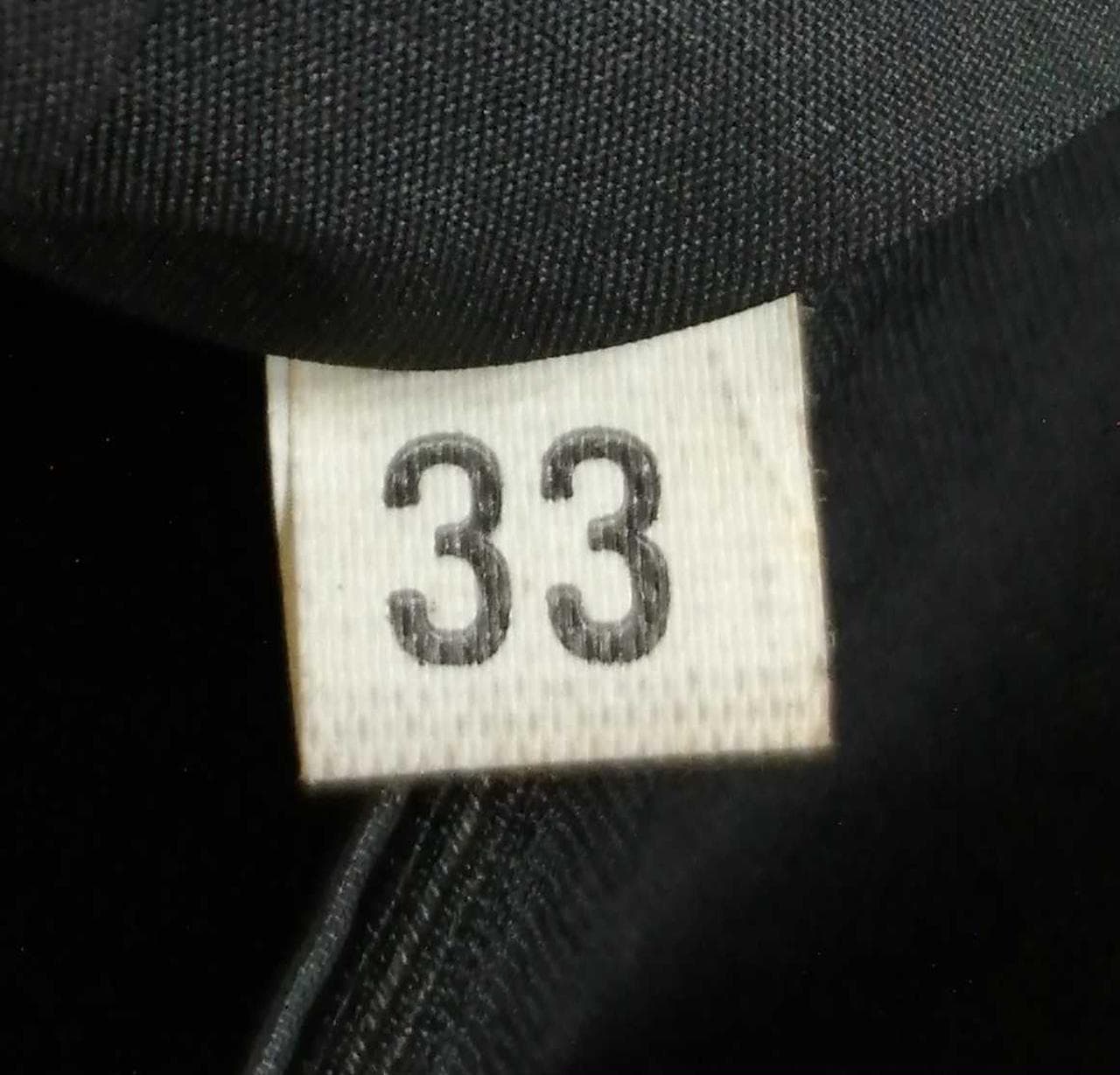 Nylon and Mesh Shoulder Bag ON5539 (Shows signs of use) 9