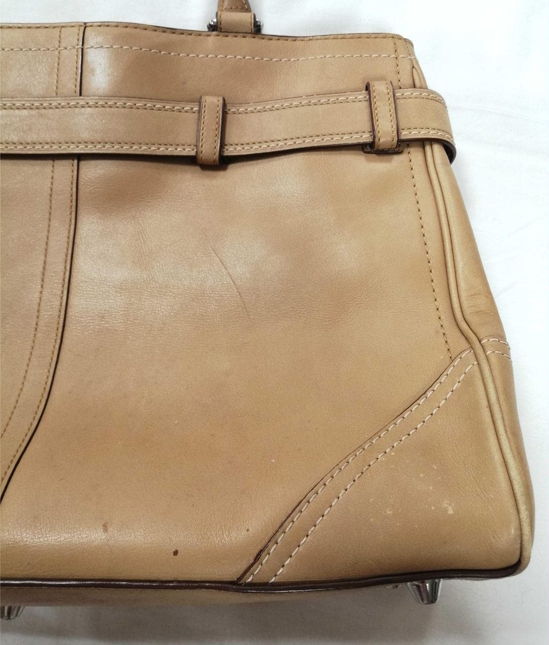 Coach Shoulder Bag, Brown with Signature Design, Has Scratches 9