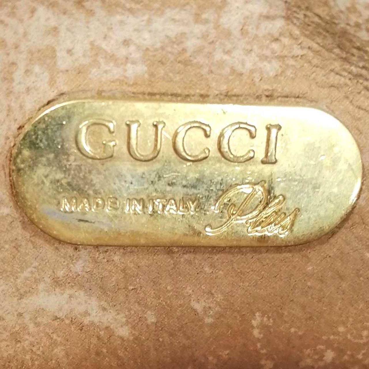 Old Gucci shoulder bag GG, many scratches 9