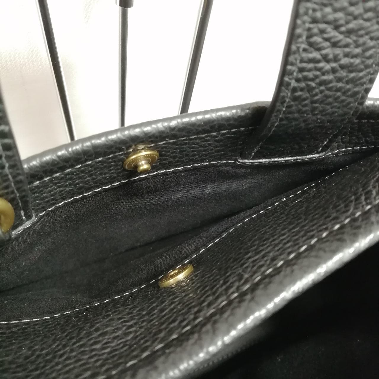Cargo Tote 26 Black CAM66 14