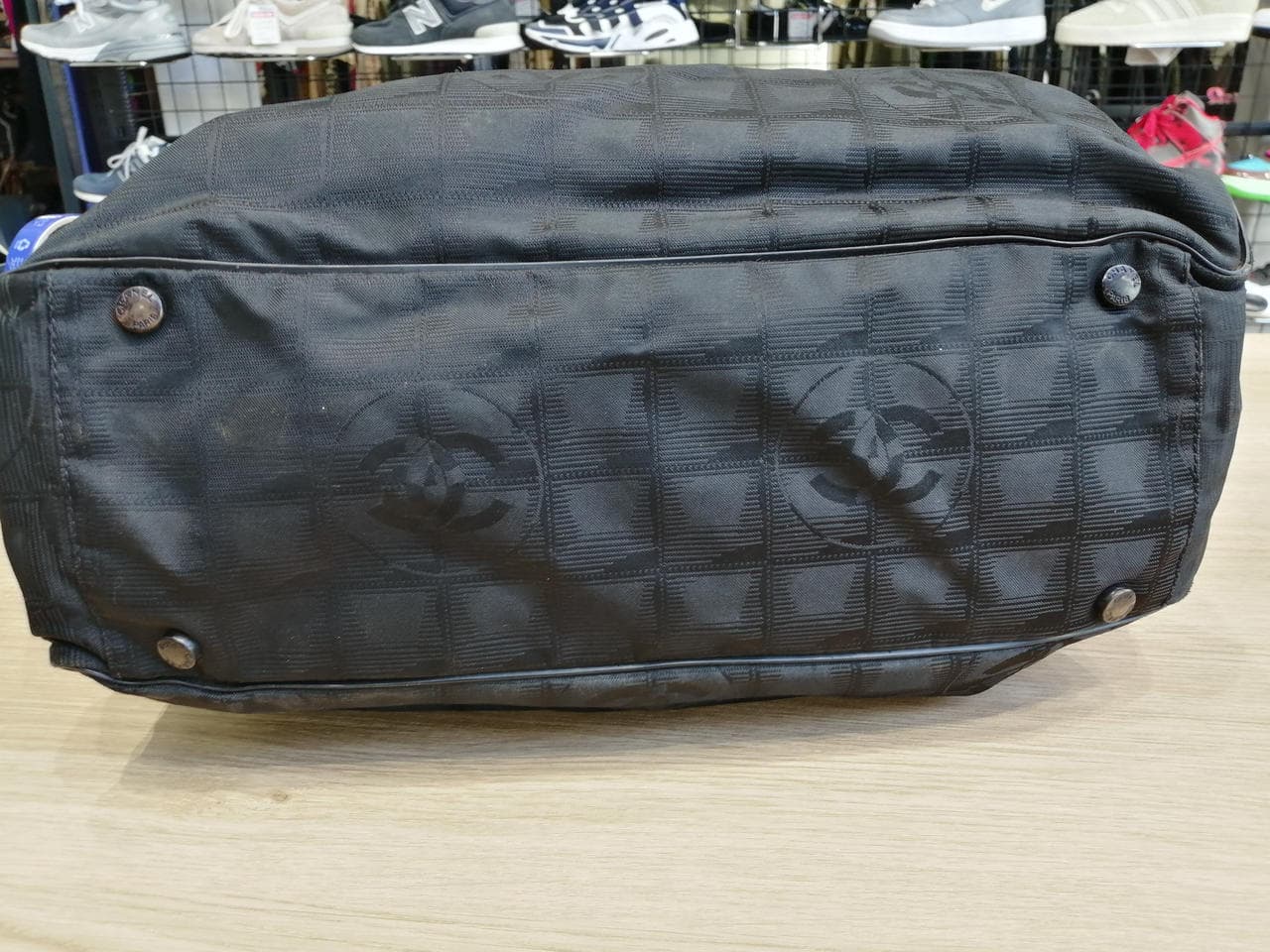 Neutral Travel Line BLK 6455265 6