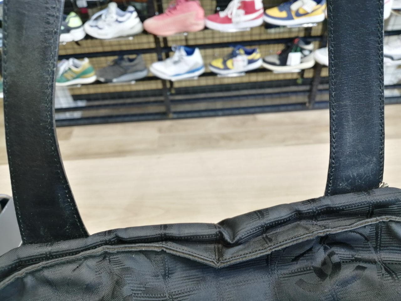 Neutral Travel Line BLK 6455265 15