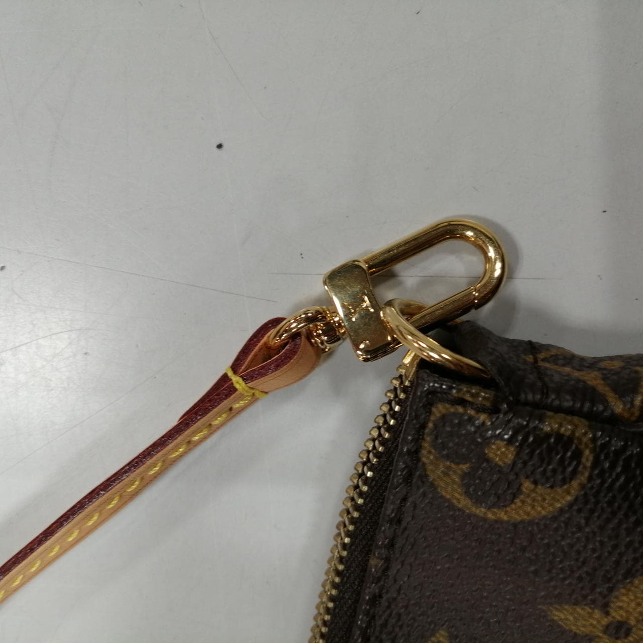 Monogram Mini Pochette Accessories m58009 Brown Leather Shoulder 4