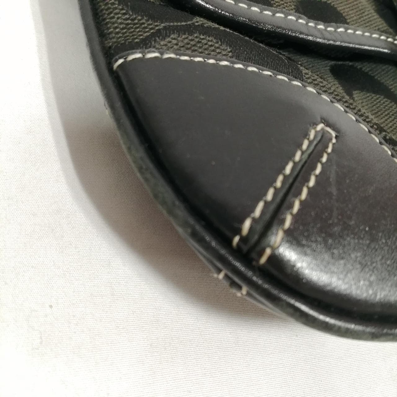 Signature shoulder bag BLK / 6079 / discoloration 5