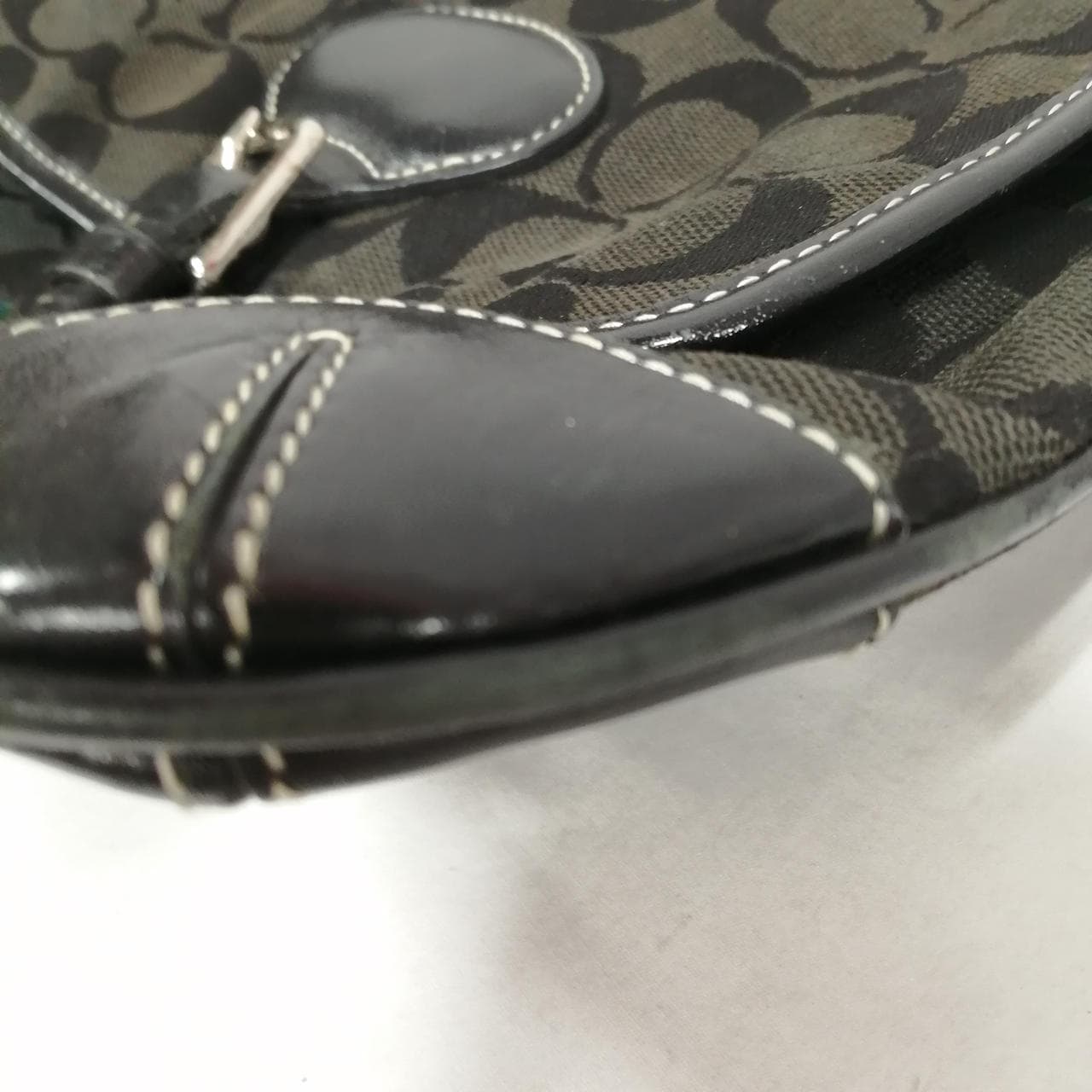 Signature shoulder bag BLK / 6079 / discoloration 6