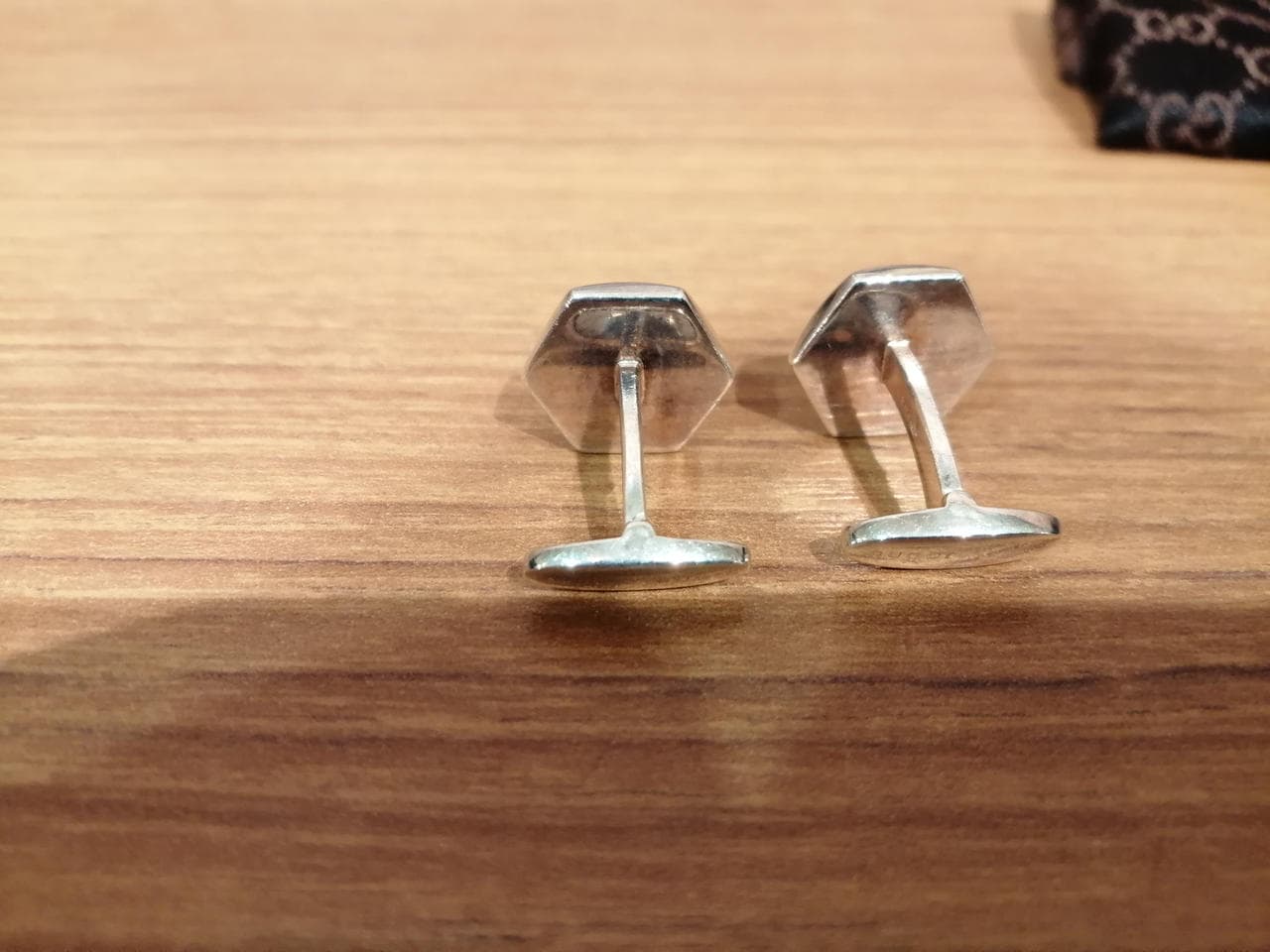 Cufflinks with silver box 4