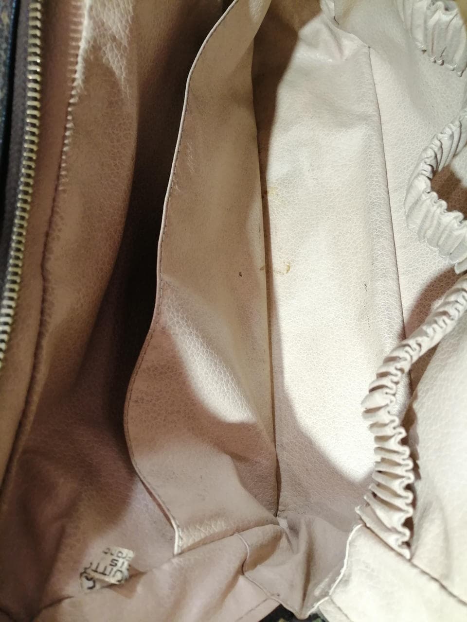 True Stowlet Monogram 5