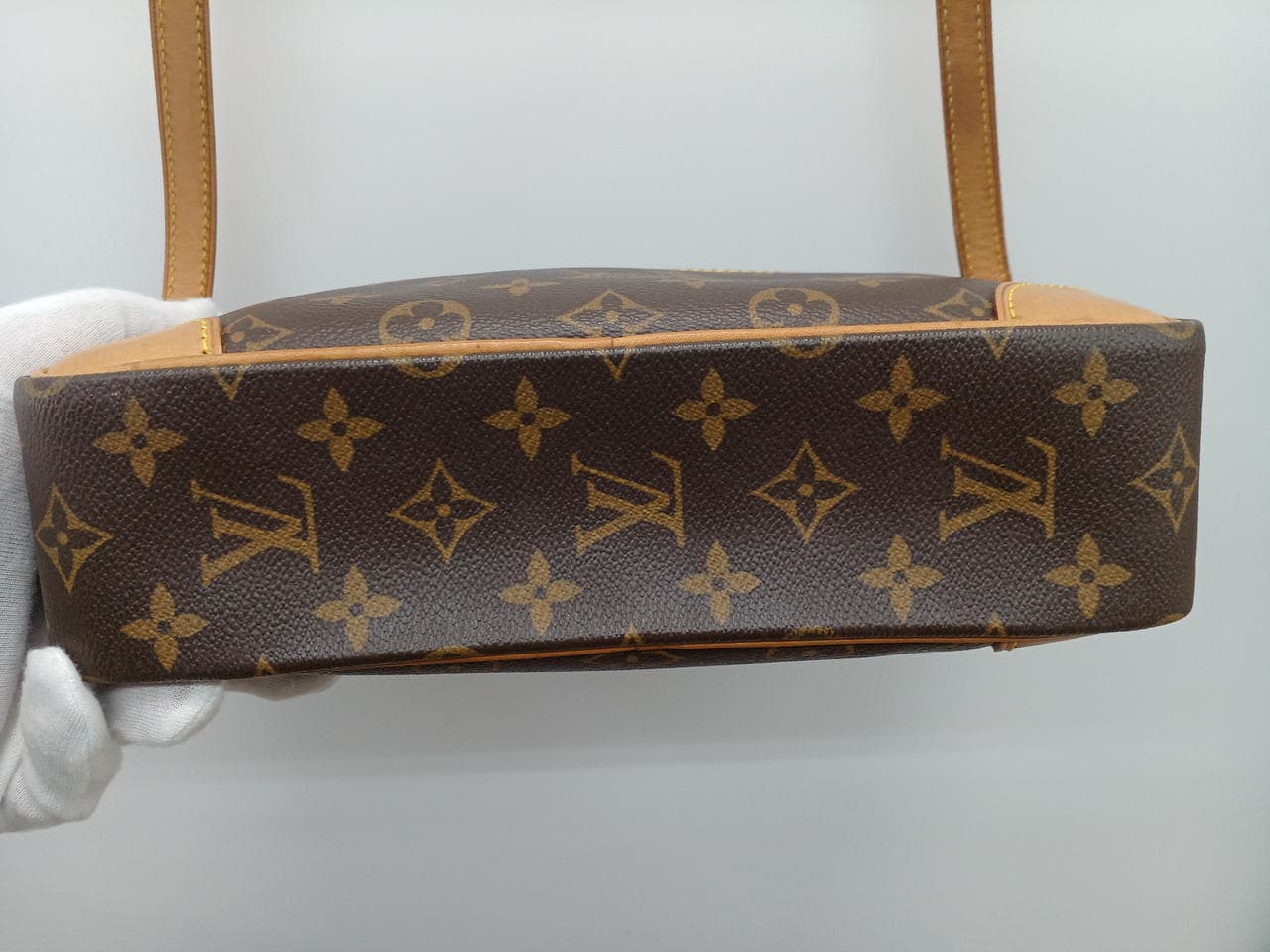 Monogram Trocadero 27 M51274 7