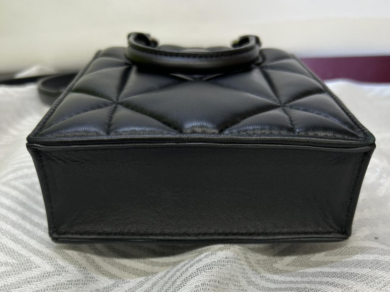 Quilted Leather Bag CJ580 4