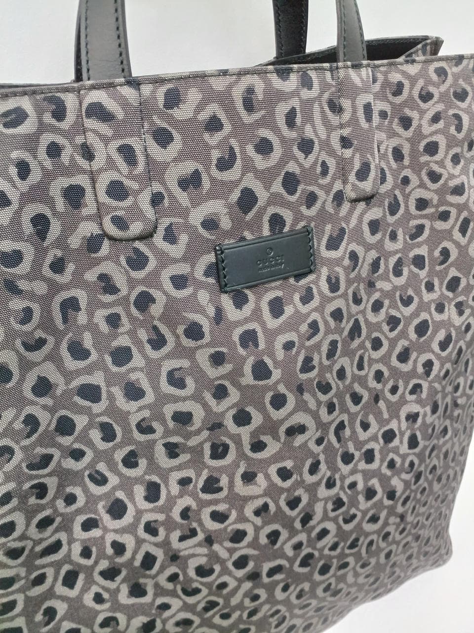 Gucci Bicolor Monotone Tote Bag 341739