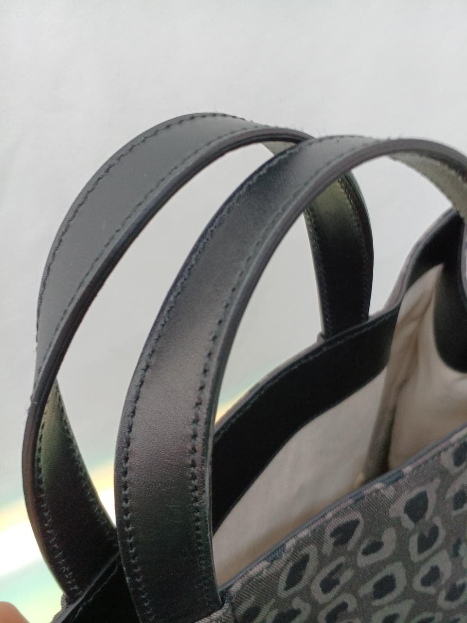 Gucci Bicolor Monotone Tote Bag 341739 9