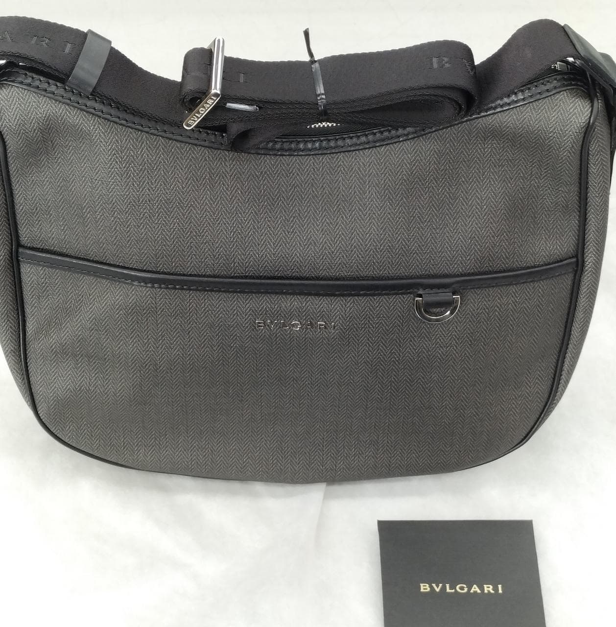 Weekend shoulder bag 32428