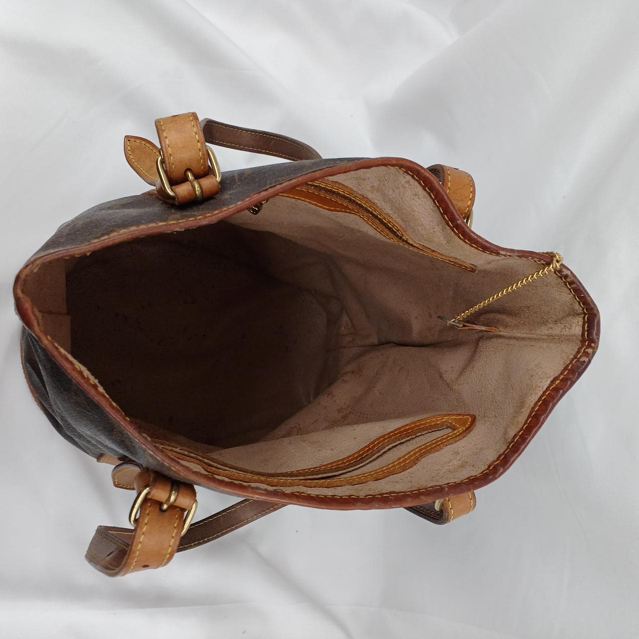 Handbag M42236 Bucket GM 10