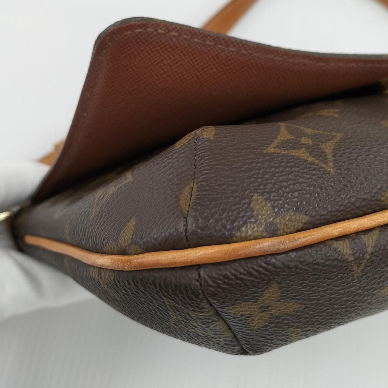 Musette Tango M51257 7