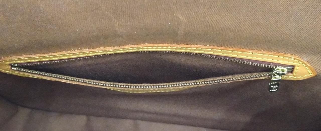 Gipeciere GM Shoulder Bag M42249 7