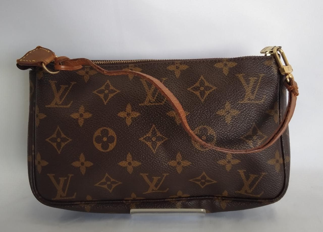 Pochette Accessoires M51980