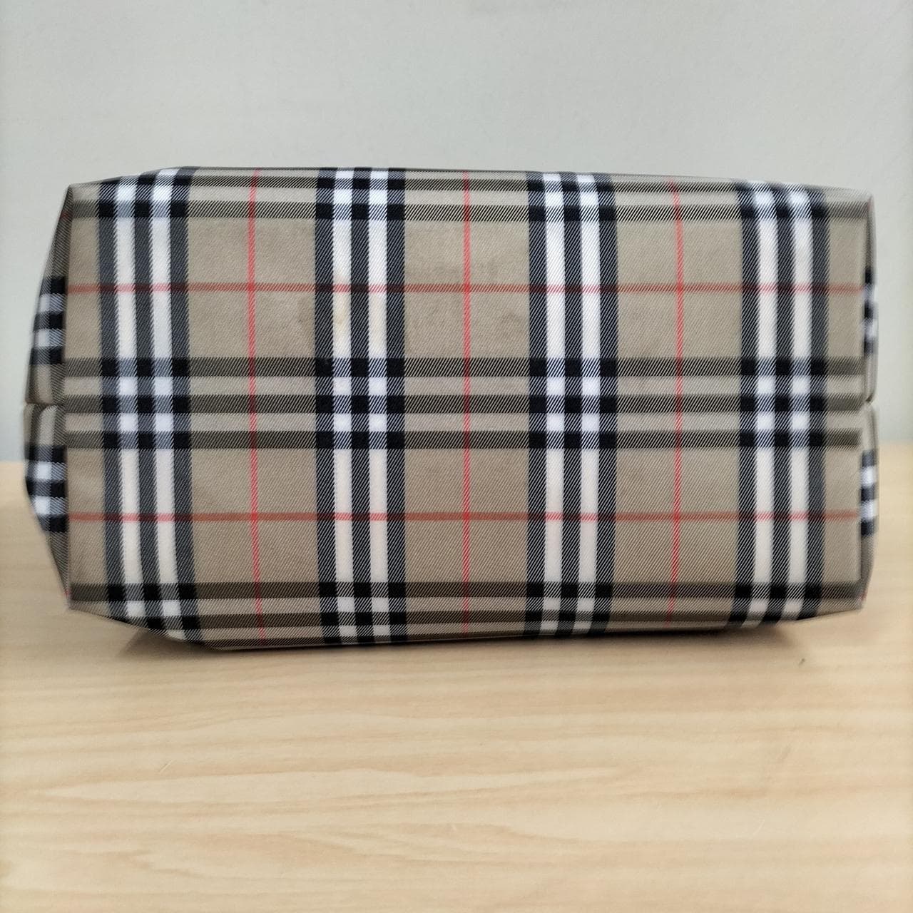 Accessory pouch 10