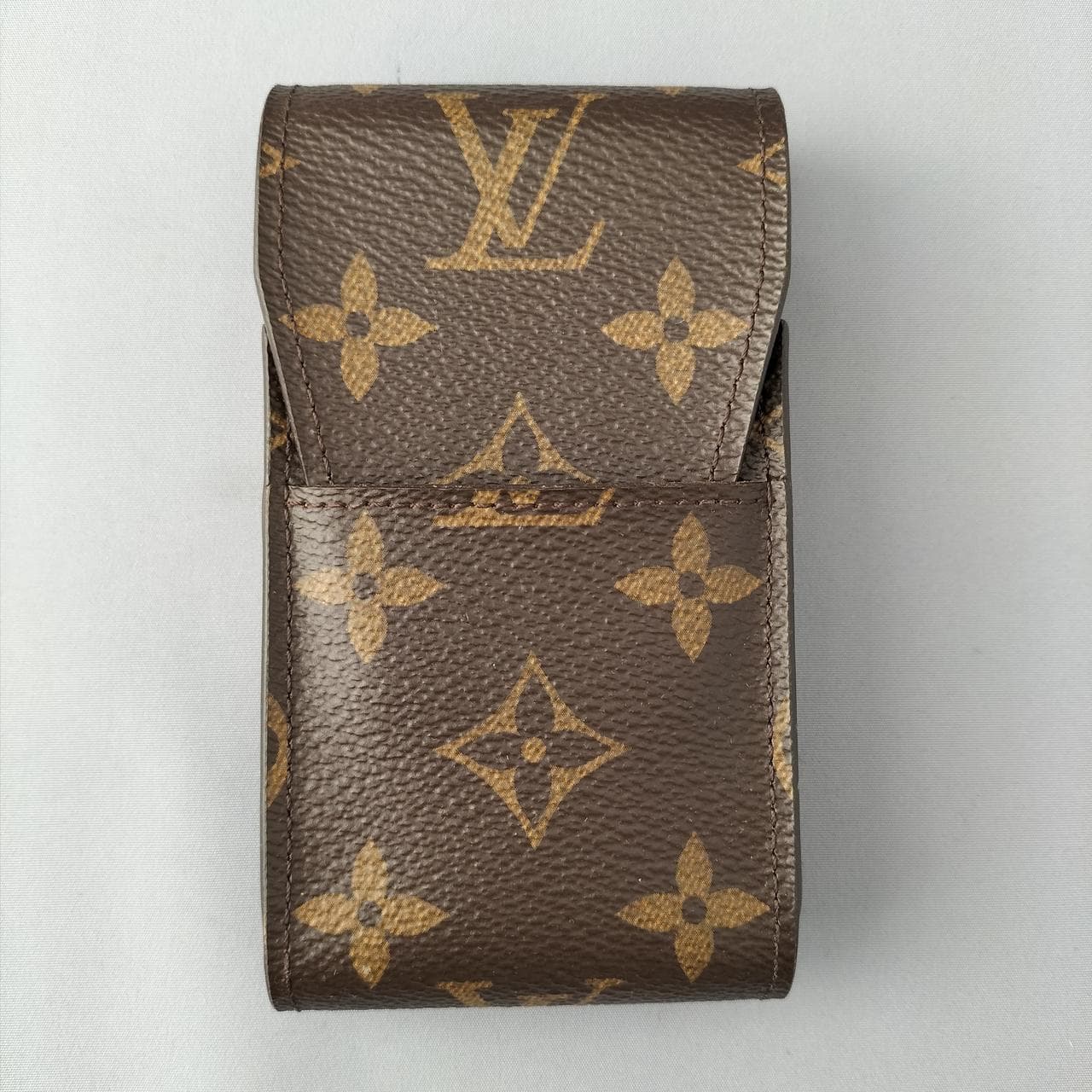 Etui Cigarette M63024