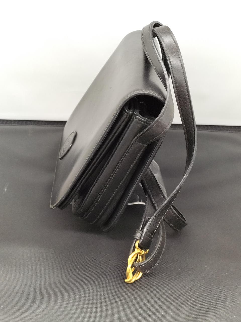 Old Gucci Shoulder 26.007.0064 4