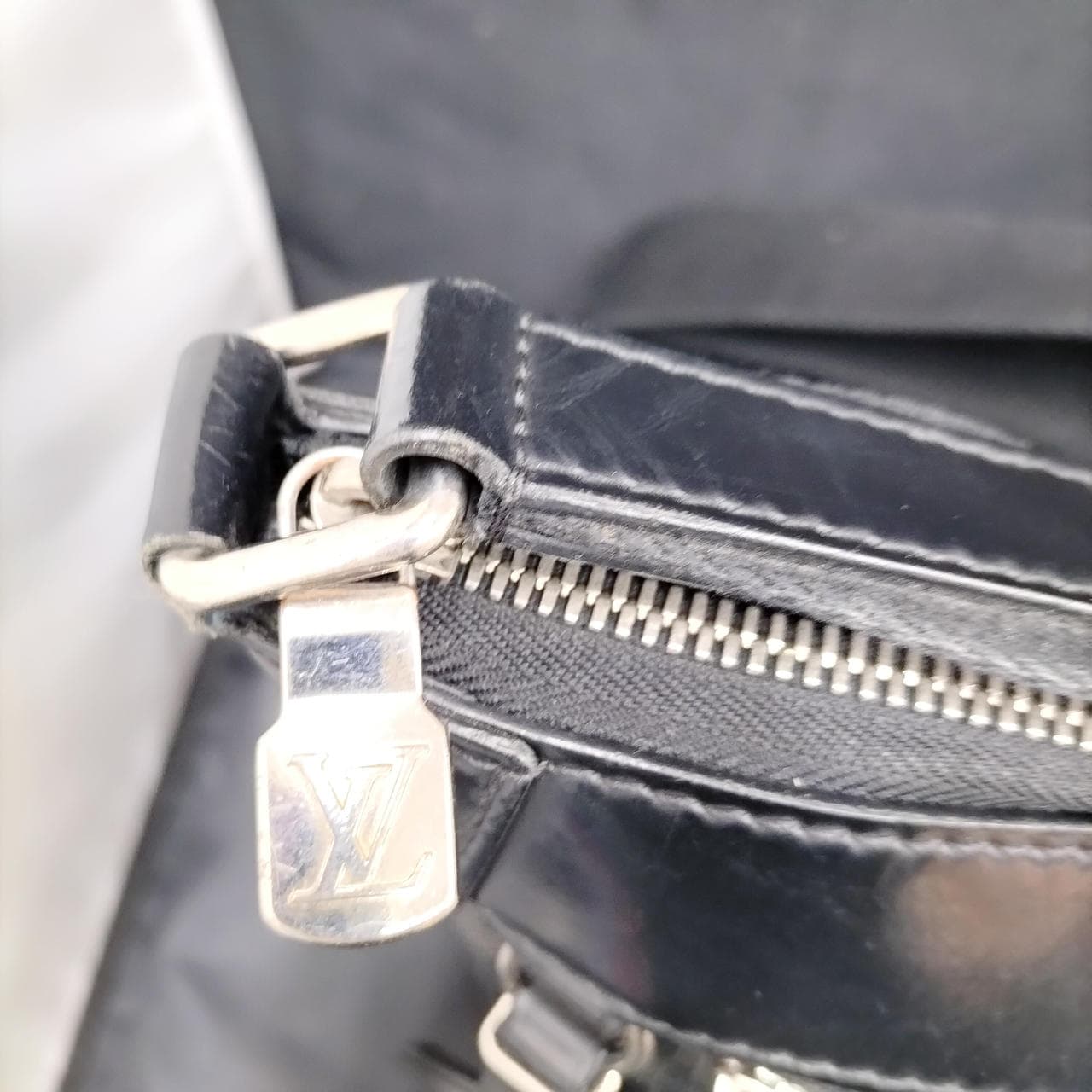 Damier Graphite Mick PM NM N40003 5