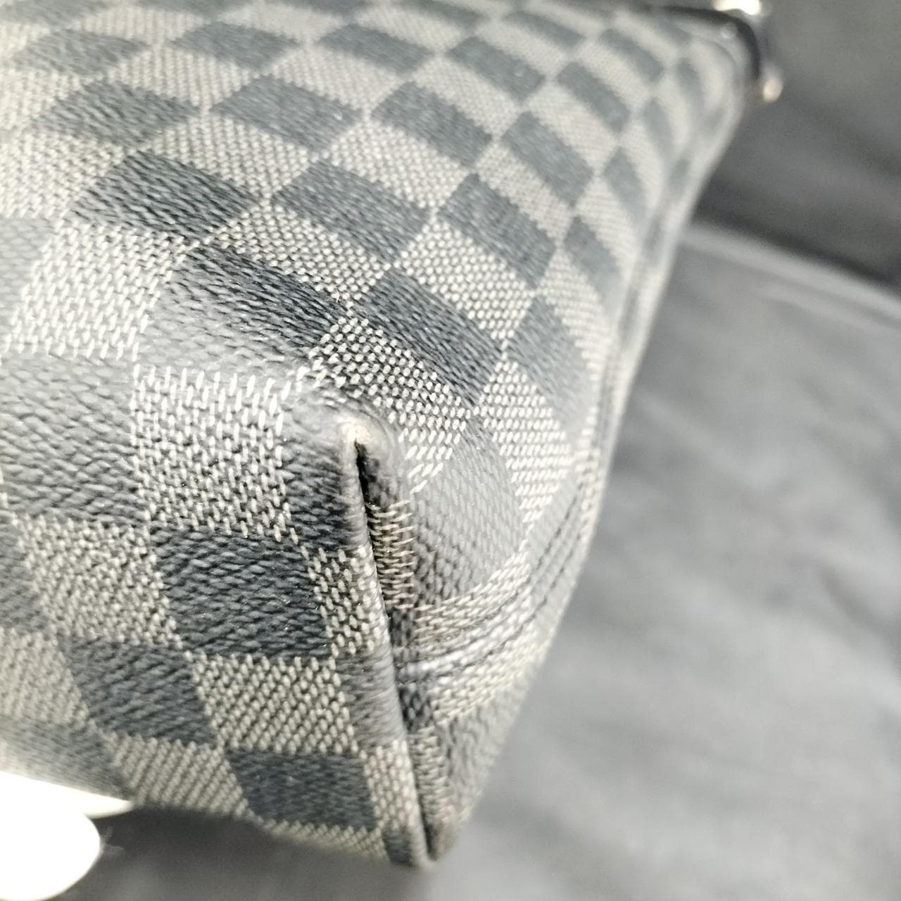 Damier Graphite Mick PM NM N40003 10