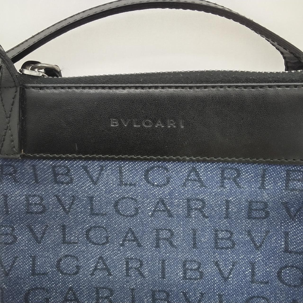 Shoulder Bag: Logomania 2