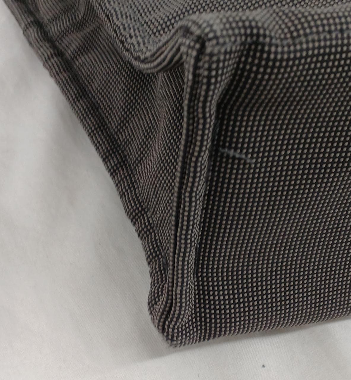 Air Line MM Tote Bag 16