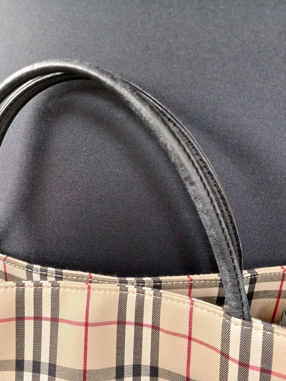 Nova check pattern handbag 11