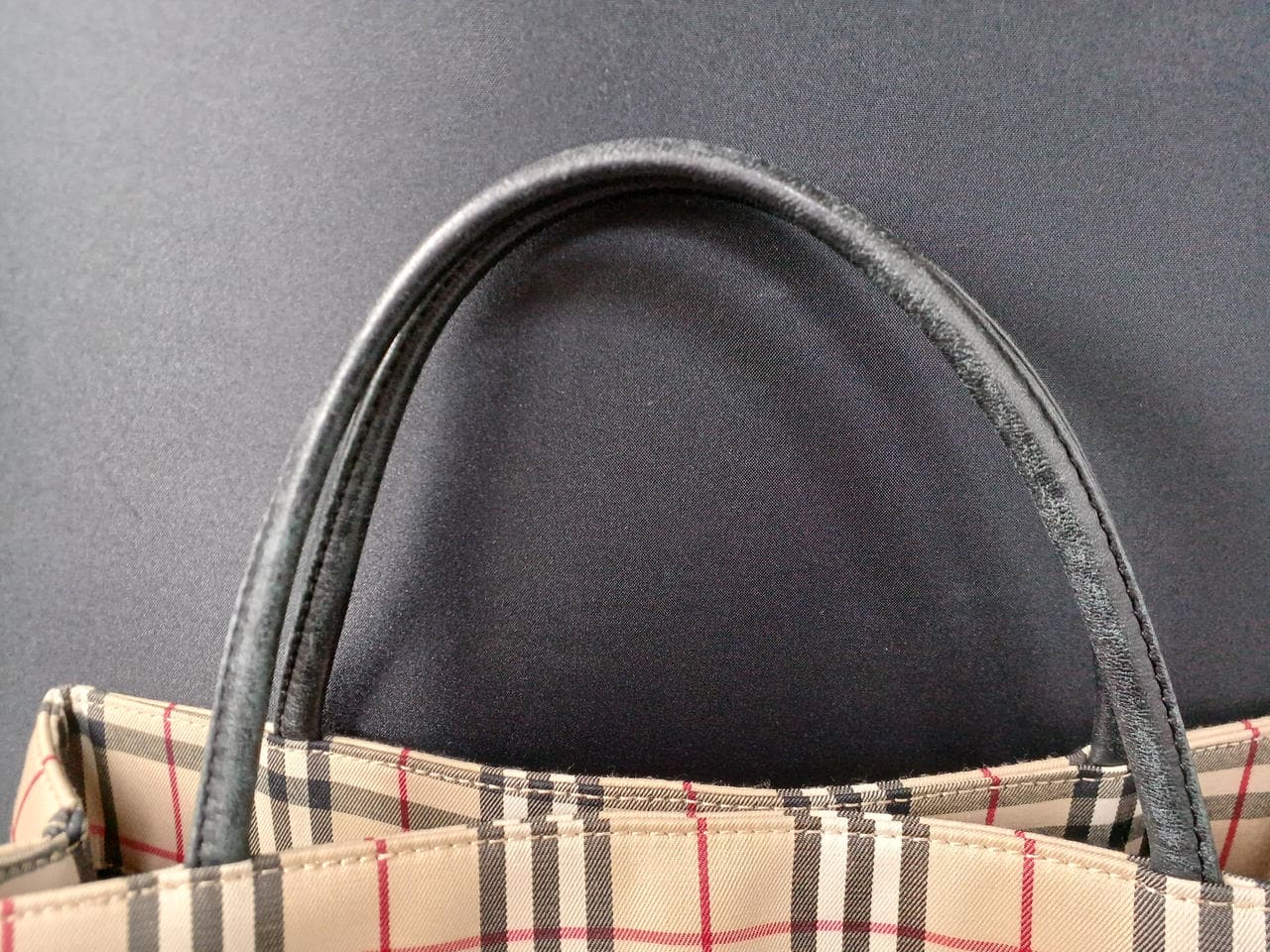 Nova check pattern handbag 9