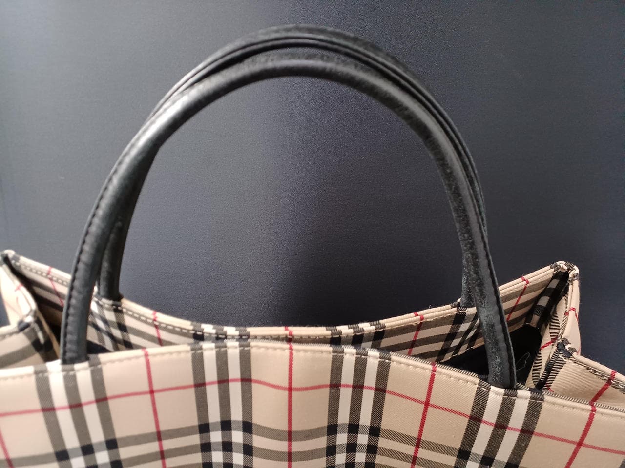 Nova check pattern handbag 10