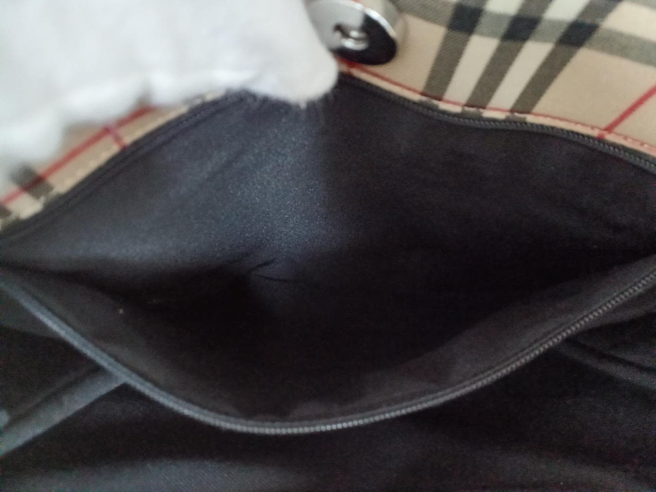 Nova check pattern handbag 15