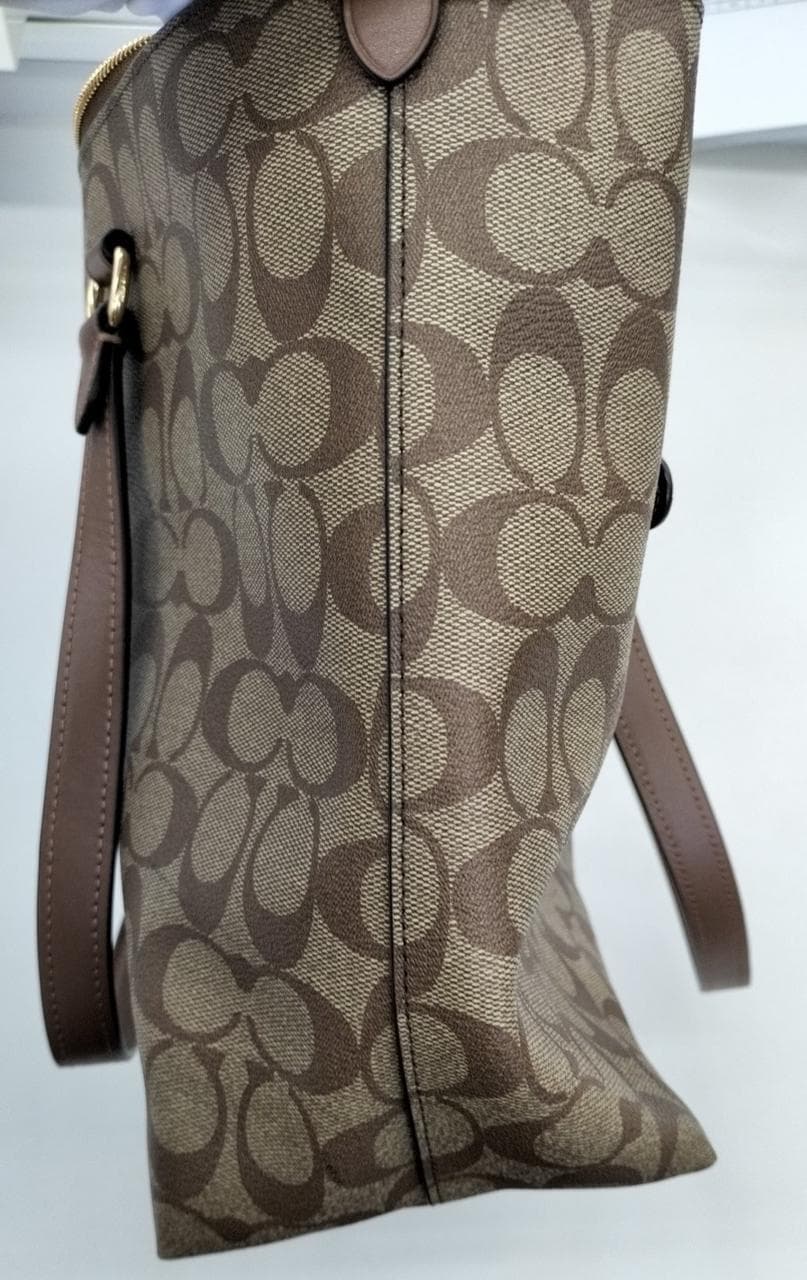 Signature Tote Bag F79609 7