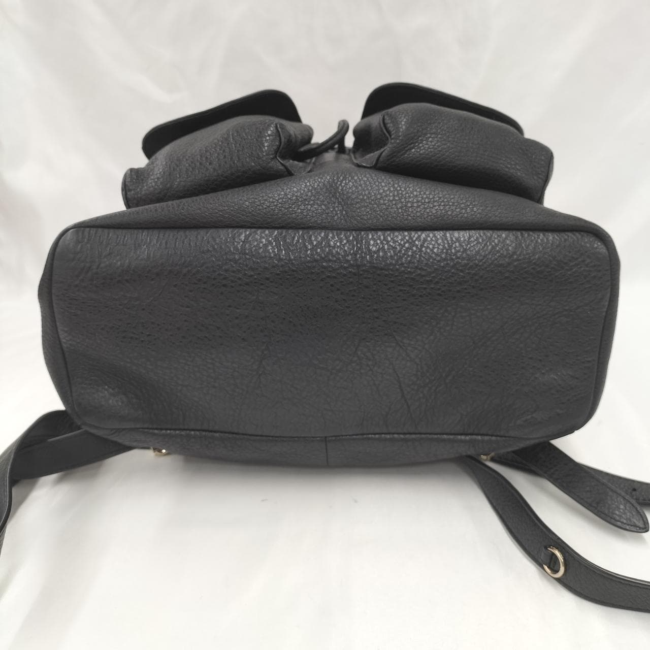 Leather backpack F37410 10