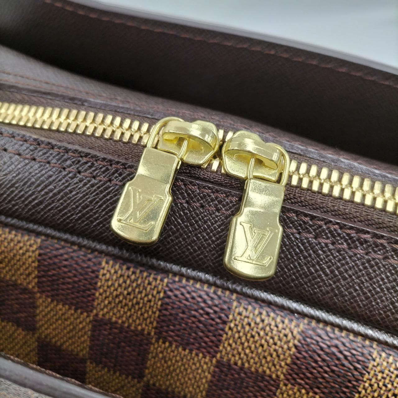 Damier Triana Handbag N51155 10