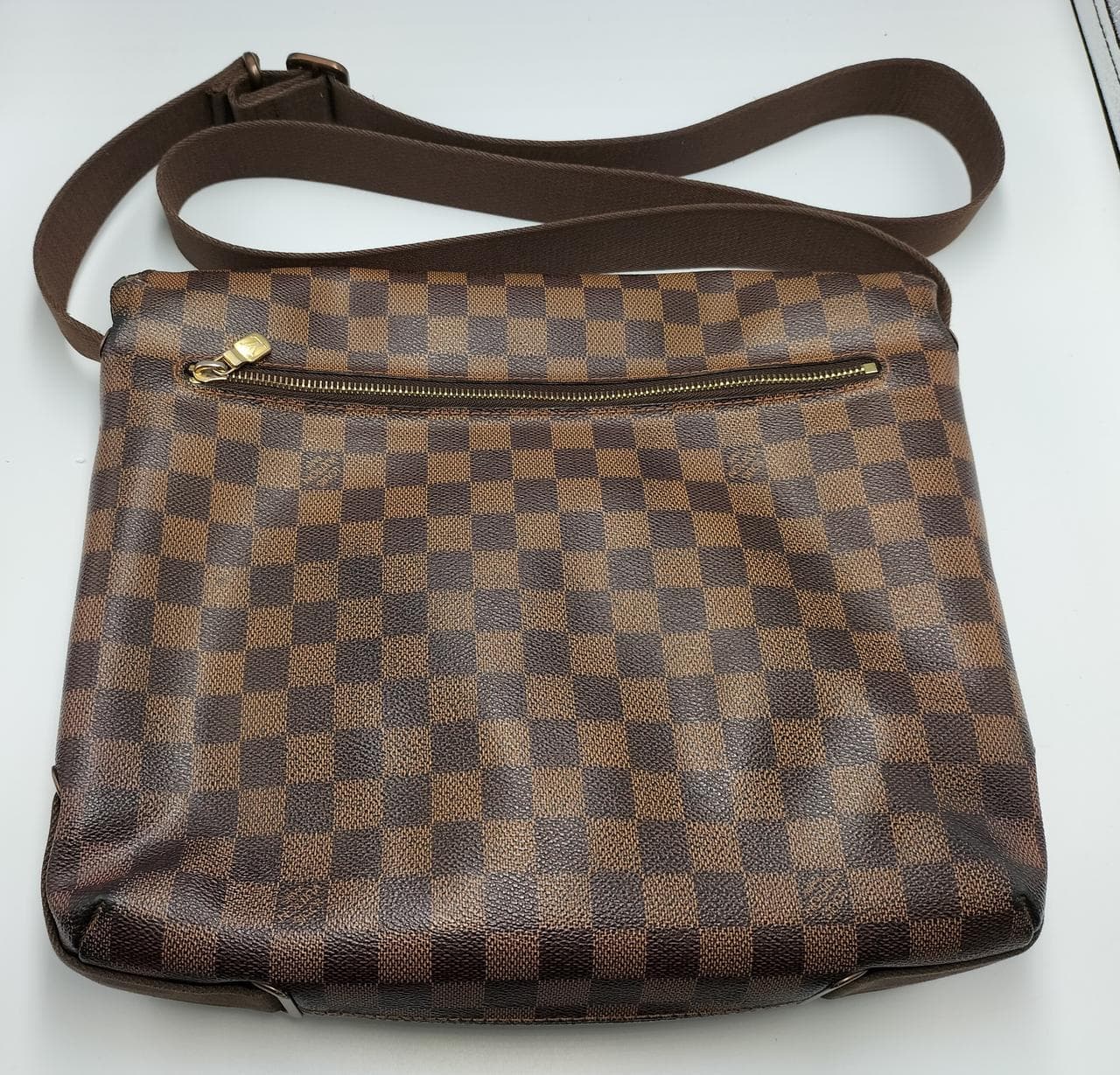 Ebène Brooklyn N51211