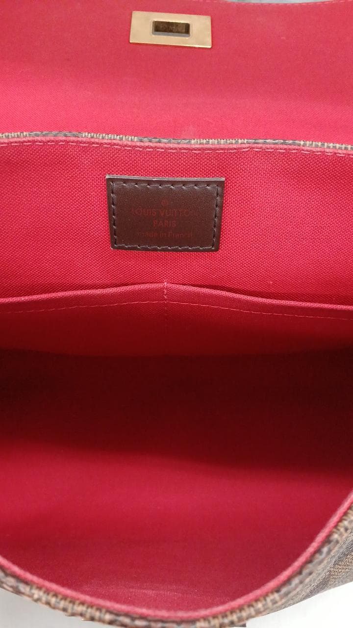 Buzzs Roseberry N41178 5